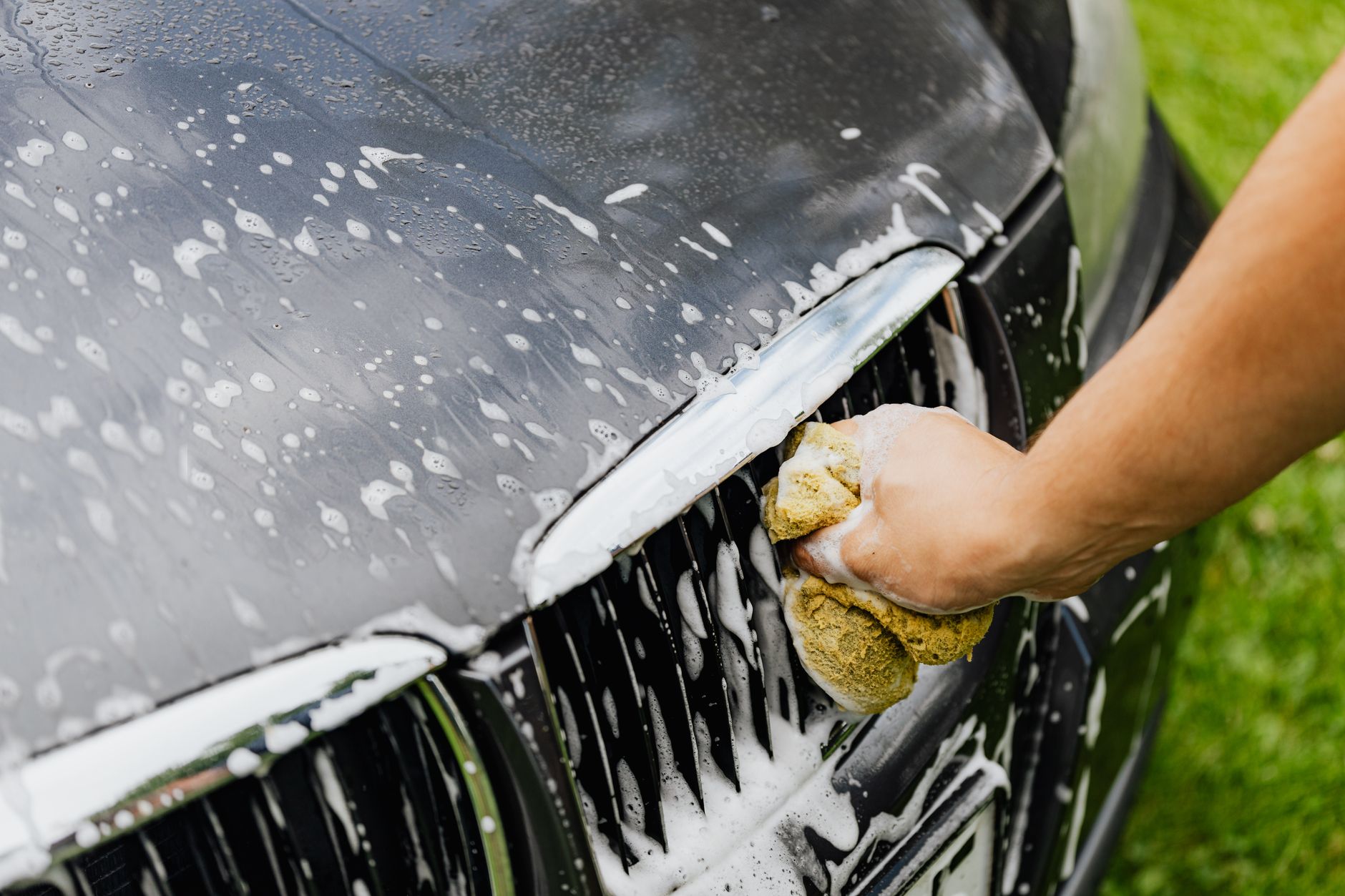 Engine Bay Clean – Converse
